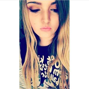 Meet your Posher, Haylee